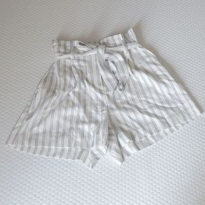 NWT Loft Paperbag Shorts Small Striped Blue White